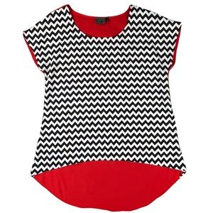 M Heart M medium red & black chevron, silky front high low, short sleeve shirt